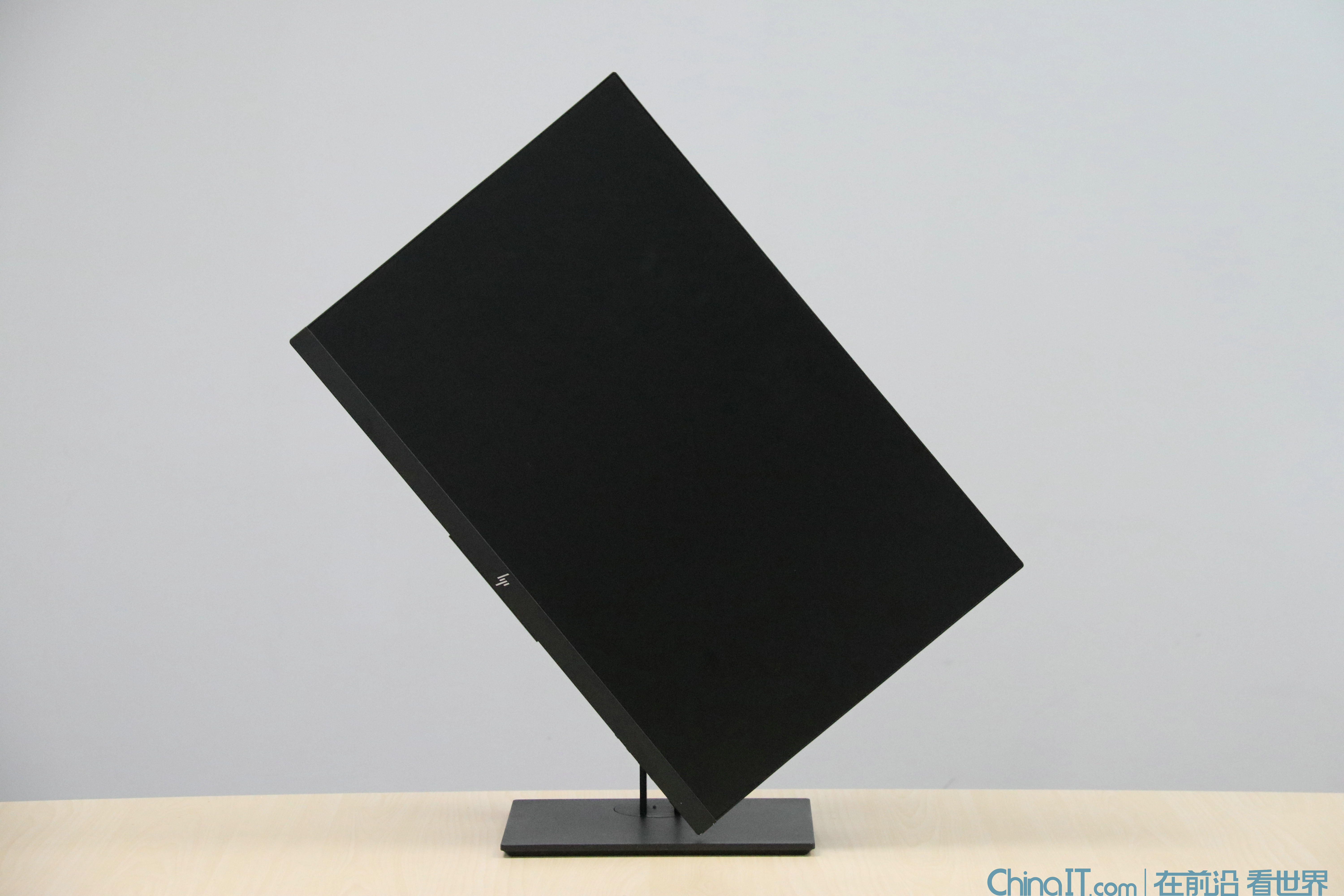 美编都忍不住下手的专业显示器惠普hp z24n g2评测 | chinait.com